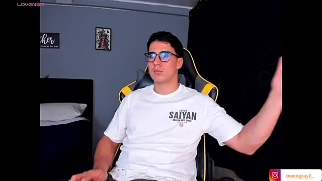 owengray2n online show from October 10, 3:00 am