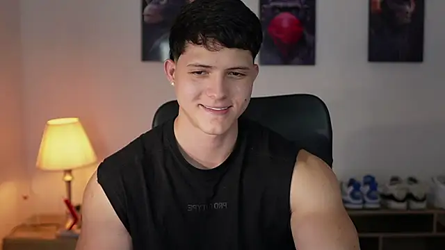 Snapshot of Hazzan_Velez chatting on October 9, 11:53 pm Hazzan Velez online show from October 9, 11:53 pm