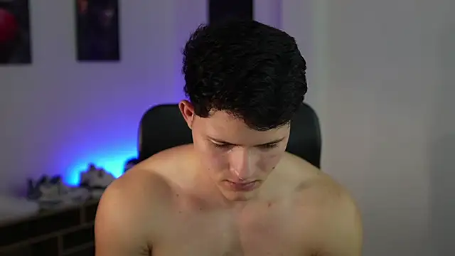 Snapshot of Hazzan_Velez chatting on September 26, 6:33 am Hazzan Velez online show from September 26, 6:33 am