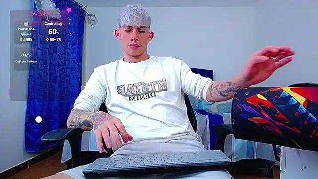 thiagomurphyy online show from December 3, 4:02 am