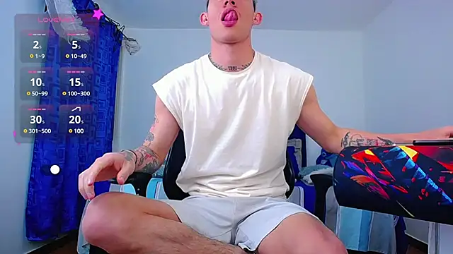 thiagomurphyy online show from December 13, 4:33 am