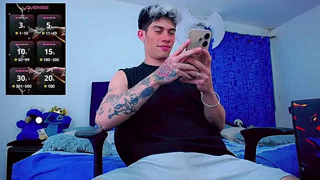 thiagomurphyy online show from March 3, 3:06 am