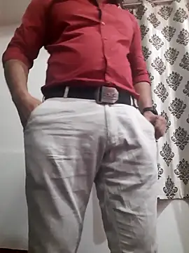 Guyinshortss online show from March 2, 8:49 pm