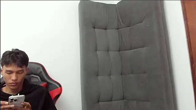 TommyGun 22 online show from February 22, 3:52 am