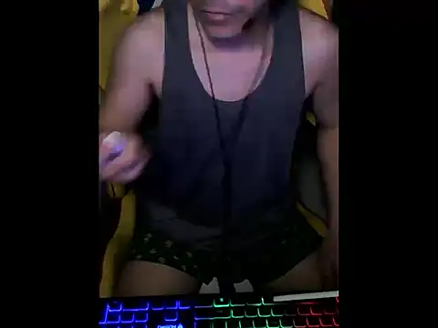 cloudyth1994 online show from March 4, 5:24 pm