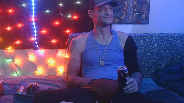 TheOneYouLove69 online show from November 3, 4:49 am