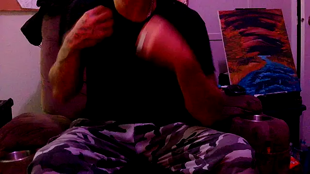 Snapshot of TheOneYouLove69 chatting on March 23, 4:05 am TheOneYouLove69 online show from March 23, 4:05 am