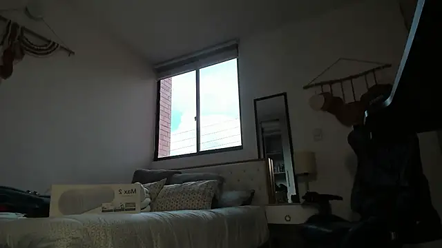 mateoleonee online show from February 4, 6:36 pm