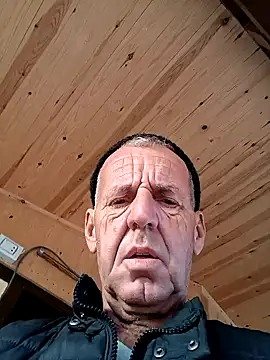 Freddy1962 online show from December 14, 4:45 am