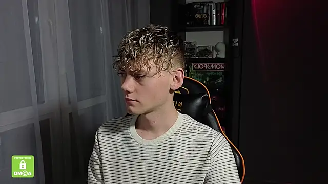 Keytaro online show from October 28, 4:42 pm