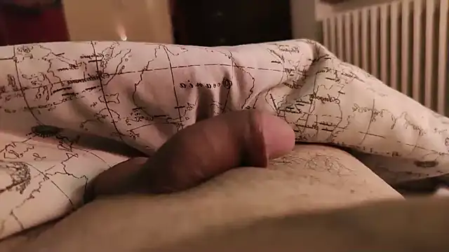 bossofpanty94 online show from November 12, 9:52 pm