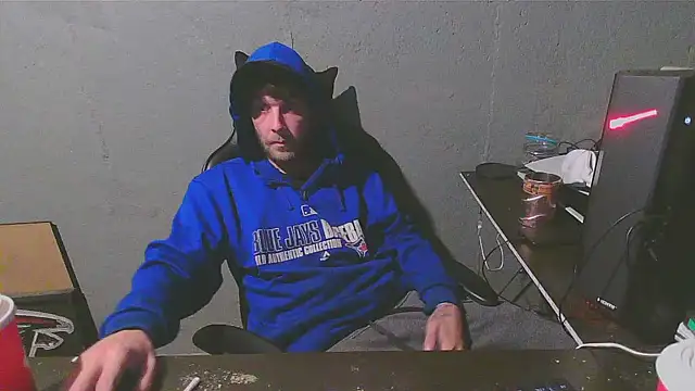 Superoz77 online show from January 2, 7:01 am