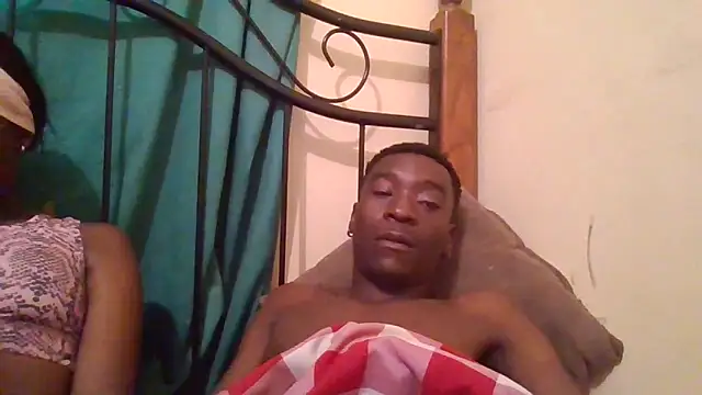 SmallGoodNutts online show from November 6, 5:32 am