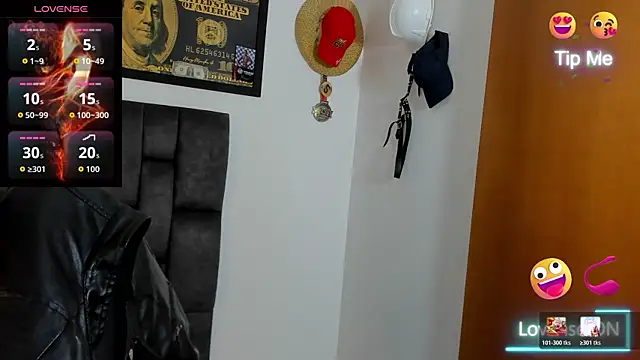 MattRodriguez9 online show from April 1, 1:41 pm