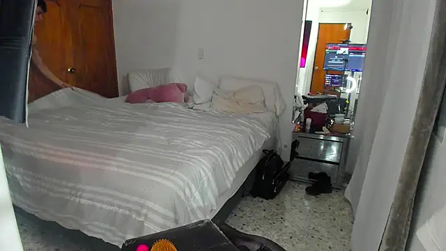 Jordyrodriiguez online show from February 21, 3:56 am