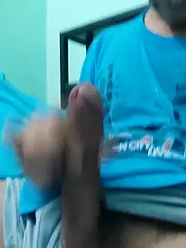 Snapshot of Luisf1267 chatting on September 11, 4:11 am Luisf1267 online show from September 11, 4:11 am