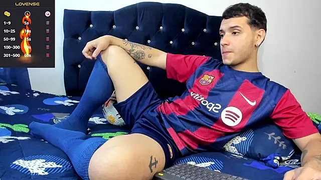 Noha white online show from March 9, 6:11 pm