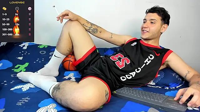 Noha white online show from December 14, 6:41 pm