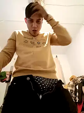 Tubadboybaby4-20 online show from March 17, 6:00 pm