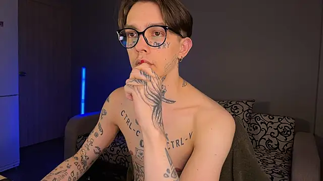 anahori  simon online show from March 13, 8:11 pm