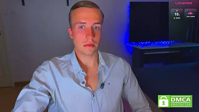 Snapshot of tommy_cumfinger chatting on December 3, 7:08 am tommy cumfinger online show from December 3, 7:08 am