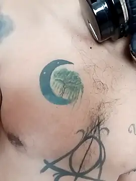 ale3J4a online show from March 10, 6:45 pm