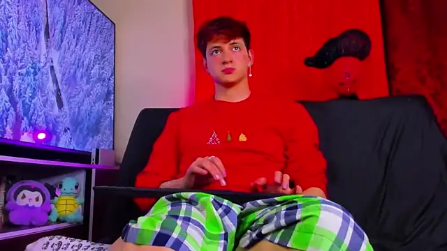 GabyThoms online show from December 4, 10:39 pm