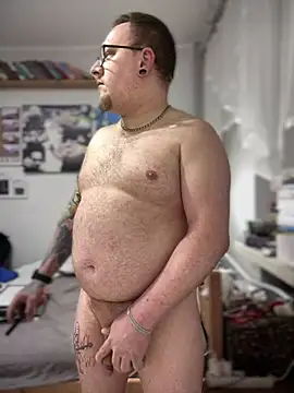 PierreNaked89 online show from March 5, 9:17 pm