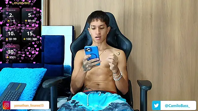  CamiloBass online show from November 9, 7:29 pm