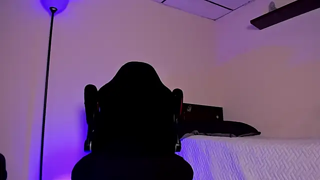 james connor2 online show from November 22, 10:09 pm