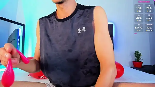 Snapshot of steven_hott8 chatting on February 14, 3:36 pm steven hott8 online show from February 14, 3:36 pm