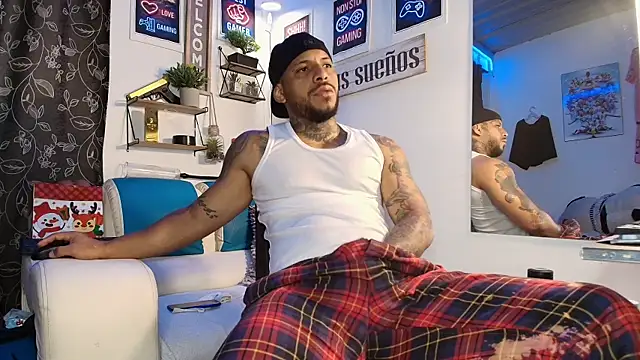 Leenar Key online show from October 3, 2:00 pm