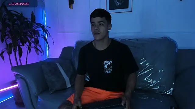 Rob saenz  online show from December 22, 4:15 pm