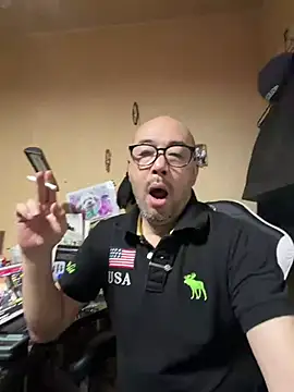 tsugu1105 online show from June 23, 9:47 am