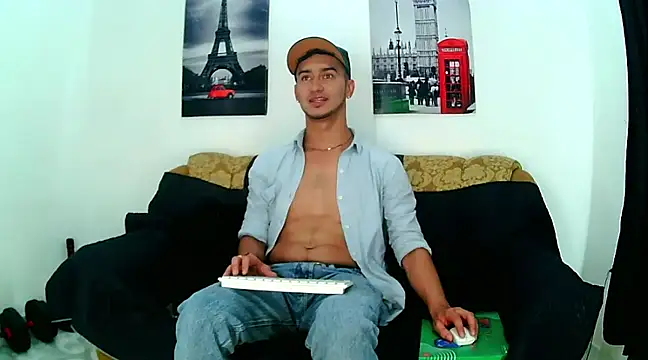 Kevin Torres online show from February 5, 11:50 pm