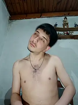 Snapshot of Elvergonn2105 chatting on October 17, 4:38 am Elvergonn2105 online show from October 17, 4:38 am