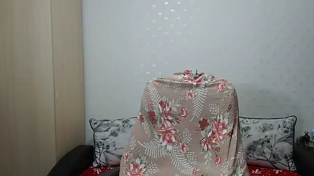 PrinceEagle online show from October 19, 7:39 pm