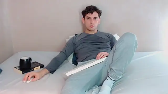 Elio555 online show from March 2, 6:59 am