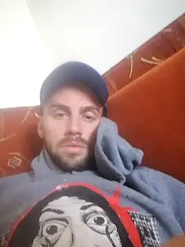 Snapshot of Rejtelmesest chatting on March 20, 1:15 pm Rejtelmesest online show from March 20, 1:15 pm