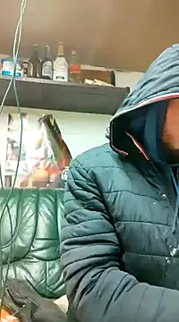 Snapshot of Rejtelmesest chatting on January 19, 11:45 am Rejtelmesest online show from January 19, 11:45 am