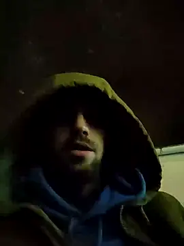 Snapshot of Rejtelmesest chatting on December 7, 7:10 pm Rejtelmesest online show from December 7, 7:10 pm