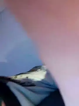 Snapshot of Rejtelmesest chatting on December 16, 6:27 pm Rejtelmesest online show from December 16, 6:27 pm