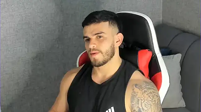 Ricardogo19 online show from January 3, 11:33 pm