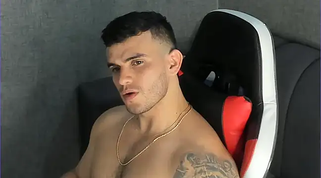 Ricardogo19 online show from February 5, 11:17 pm