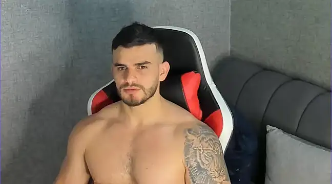 Ricardogo19 online show from January 18, 8:40 pm