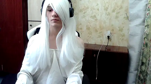 Snapshot of HilmarZ chatting on October 22, 6:10 pm HilmarZ online show from October 22, 6:10 pm