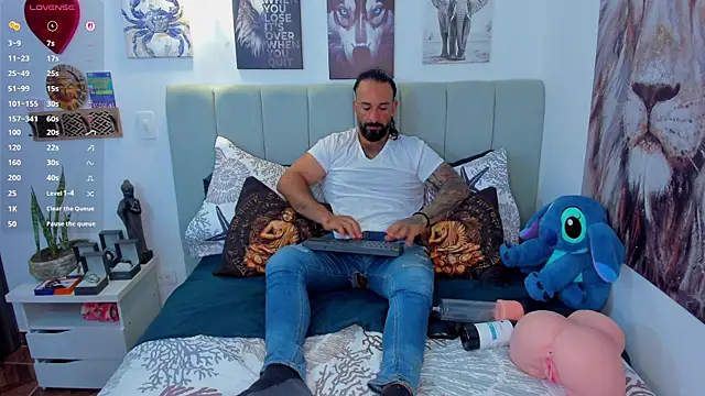 mr maik online show from November 12, 10:47 pm