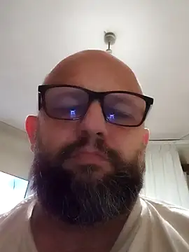 AlexandruCsaba online show from December 5, 8:22 am