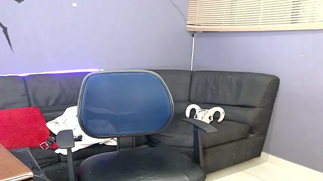 Snapshot of Andy_bapho chatting on October 9, 2:33 pm Andy bapho online show from October 9, 2:33 pm