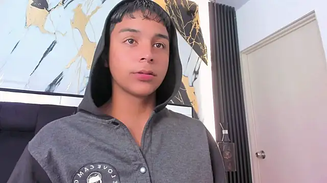 Seductivo jr online show from March 22, 7:35 am